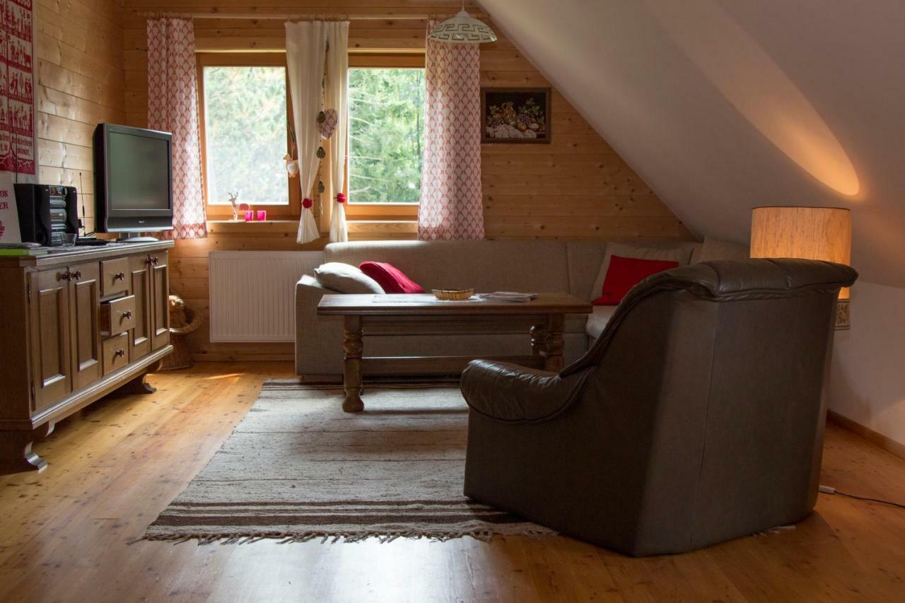 Im Almhaus Bachler * Gundisch